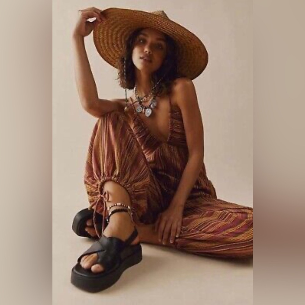 Free People Women's Red Clay Combo Sundaze For Surfin Jumpsuit Size Medium